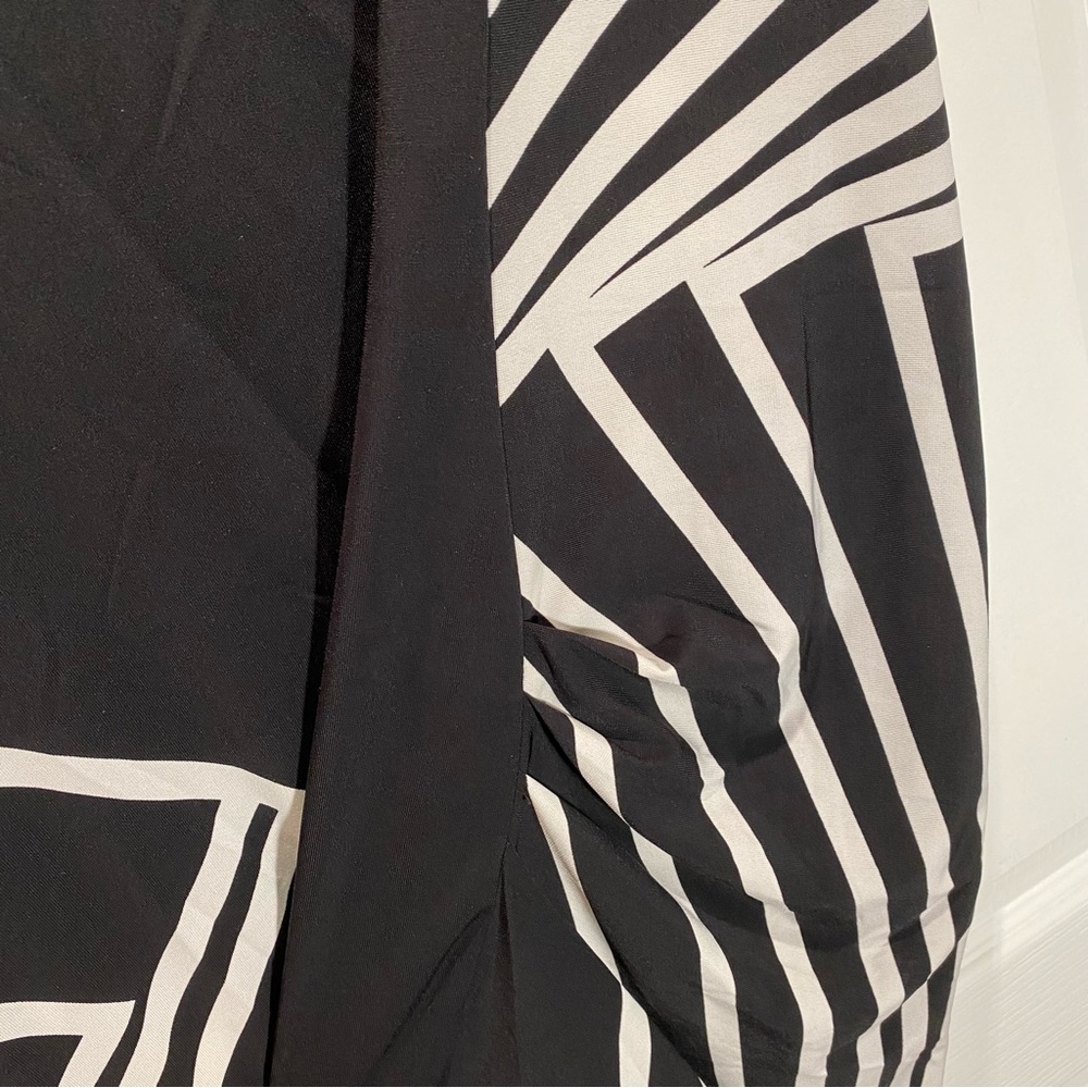 bcbg maxazria • black white coctail dress - Picture 4 of 9